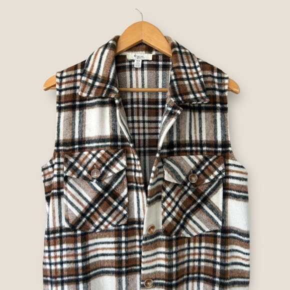 C By One Plaid Buttoned Vest - Picture 2 of 10